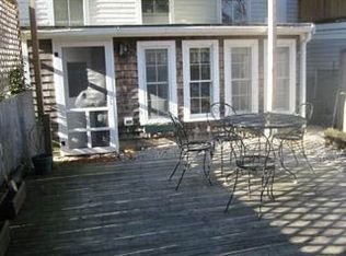 7 Charles St, Newburyport, MA 01950