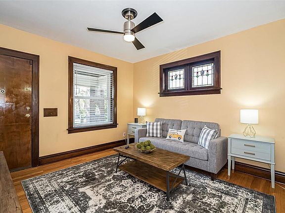 5th image of 4012 Bamberger Ave