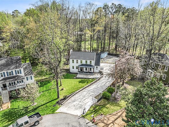 3rd image of 2002 Castle Glen Ct
