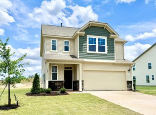 328 Winding Creek Dr, Lillington, NC 27546