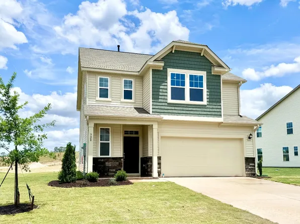 328 Winding Creek Dr, Lillington, NC 27546