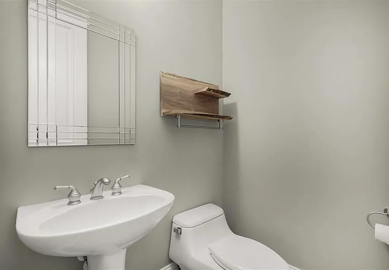 395 Laurent St NW #5 — Photo 18