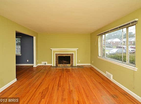 3rd image of 5925 1st St S