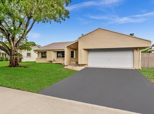 5352 SW 118th Ave, Cooper City, FL 33330