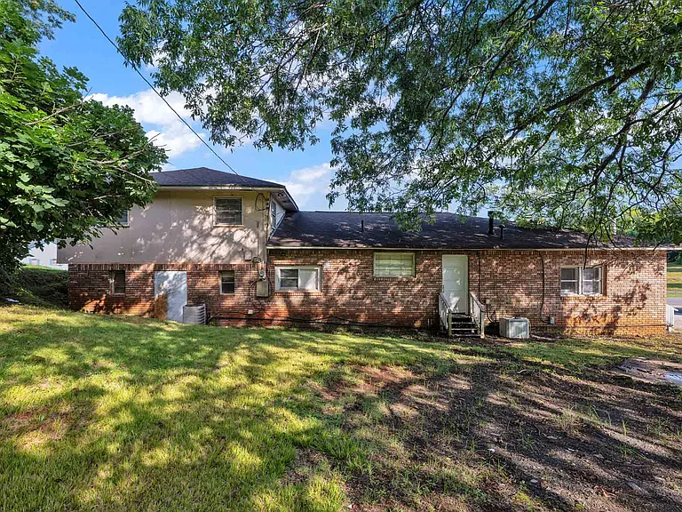 3225 Wenonah Rd SW — Photo 4