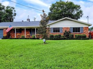 901 Helena Dr, Brandon, FL 33511
