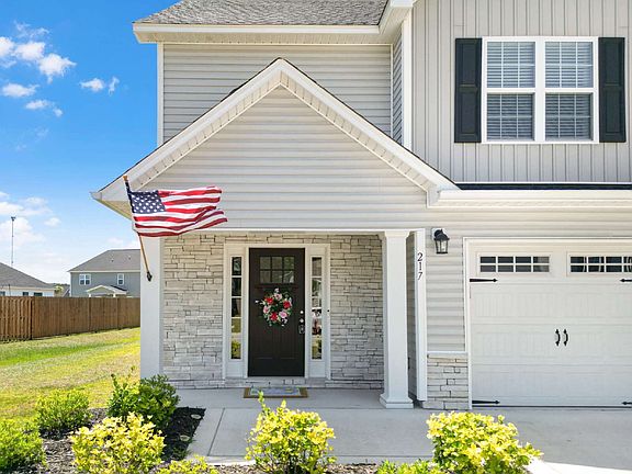 5th image of 217 Lookout Ln
