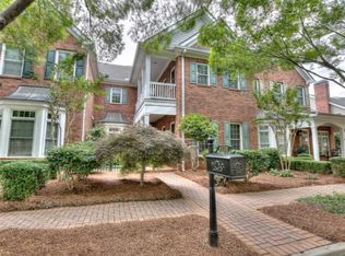 8320 Parker Pl, Roswell, GA 30076