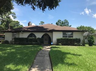 5606 Sheraton Oaks Dr, Houston, TX 77091