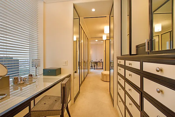 Sold by Corcoran | media 10