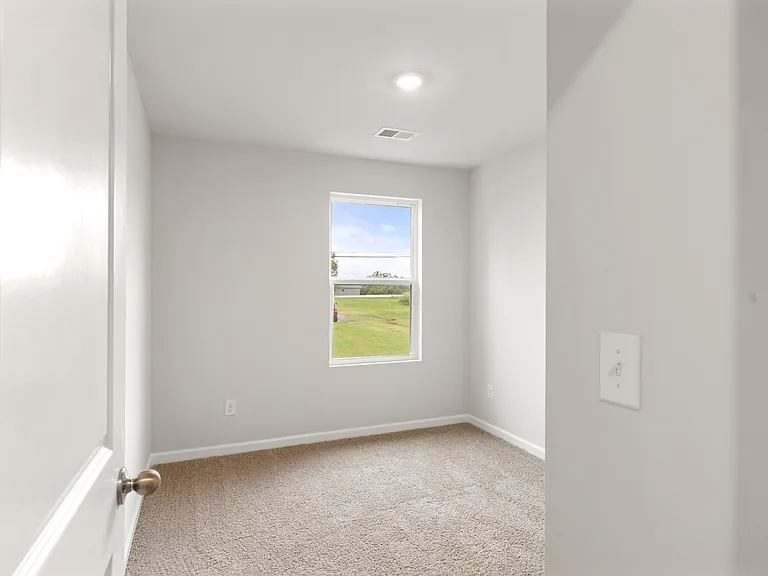 126 Mattie Ct — Photo 20