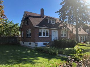237 Prairie Ave, Highwood, IL