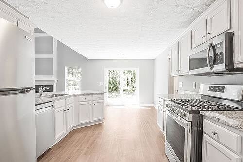 5th image of 3084 Trotters Field Dr SW