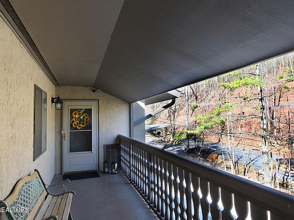 4th image of 1235 Ski Mountain Rd APT 634