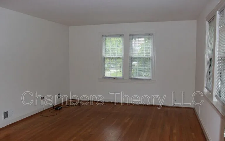 530 N Nelson St #1 — Photo 8