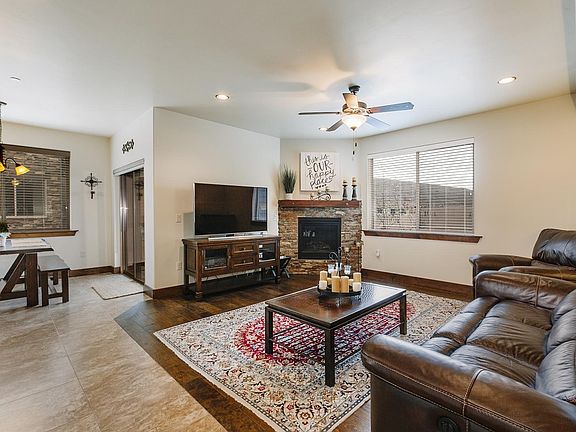 2nd image of 1291 W Black Rock Trl #F