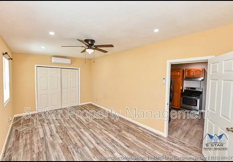 1212 N Laurel St #B — Photo 17