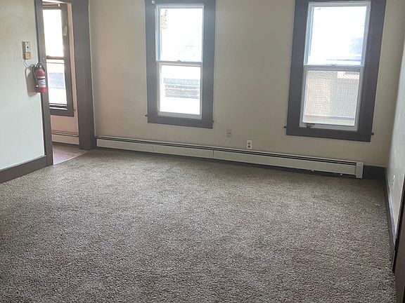 5th image of 2155 Market St #6
