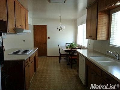 5th image of 1171 Orangewood Dr
