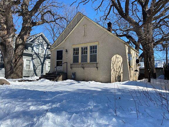 2nd image of 2649 36th Ave S