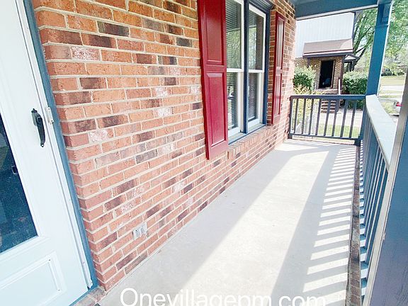 3rd image of 433 Creekway Dr #437