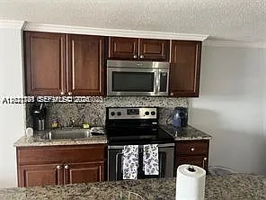 Building Photo - 825 Brickell Bay Dr #1243