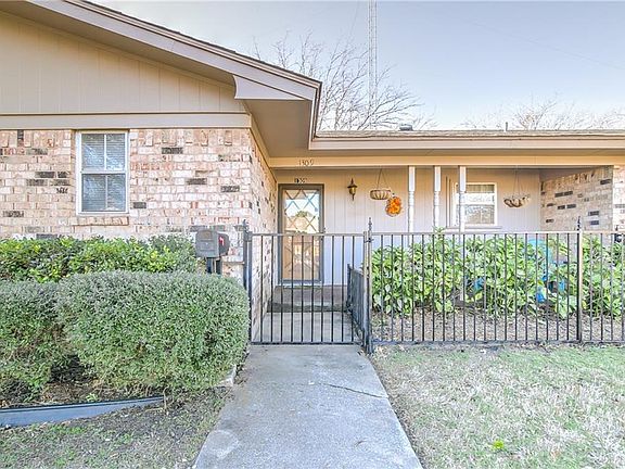 2nd image of 1309 Elizabeth Blvd
