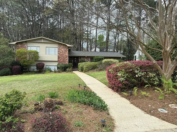 4935 Country Club Pl, Meridian, MS 39305