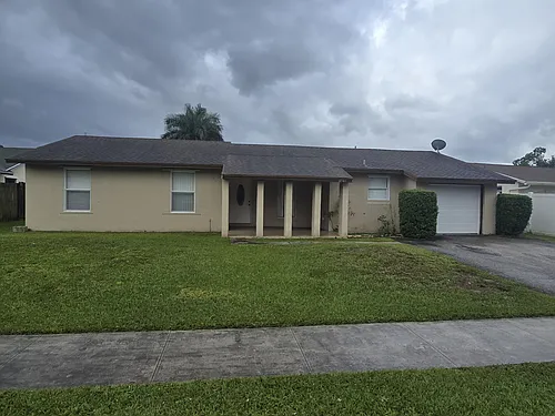4941 Marbella Rd N Photo 1