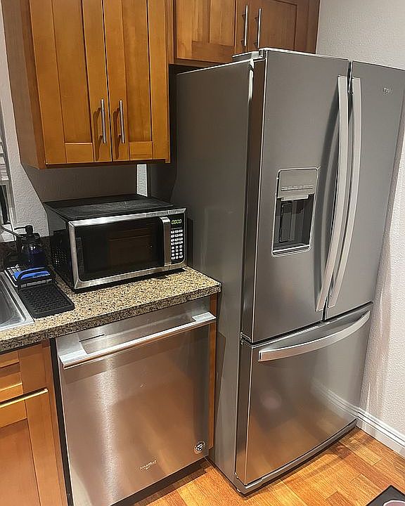 2023 New Dishwashe and Fridg