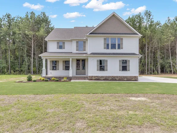 150 Freedom Ridge Dr, Smithfield, NC 27577