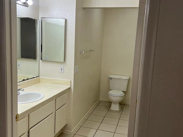 4823 S Torrey Pines Dr #103 — Photo 10