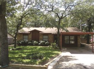 156 Richard Ln, Azle, TX 76020