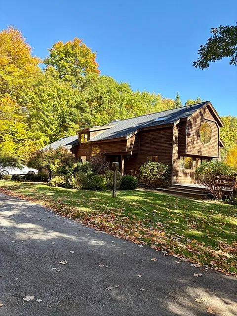 3 bed, 2788 sqft, $3,950 — Photo 1