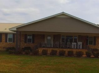 801 Airport Rd W, Fort Payne, AL 35968