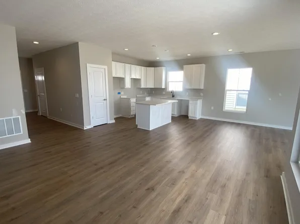 184 Lenell Loop, Delaware, OH 43015