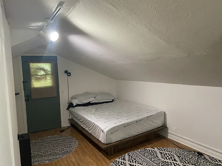 207 E Morrison St #2 — Photo 8