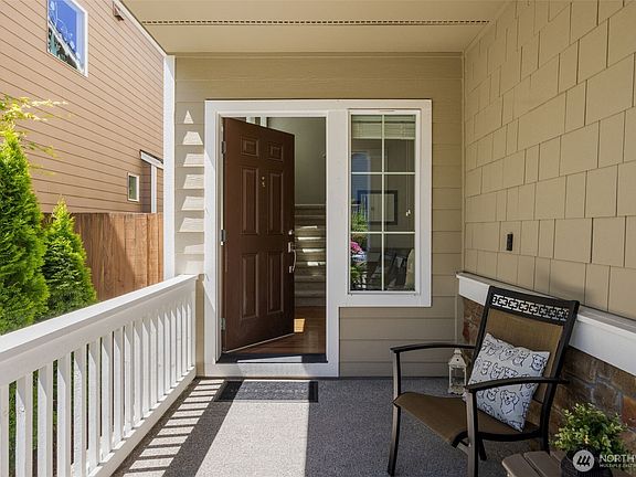 3rd image of 17806 39th Avenue SE