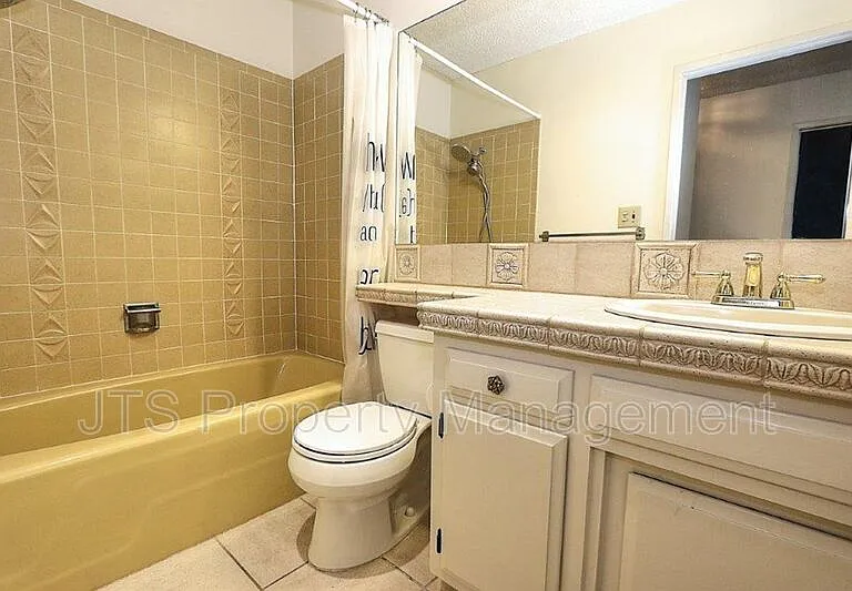 1060 Sand Bar Cir — Photo 51