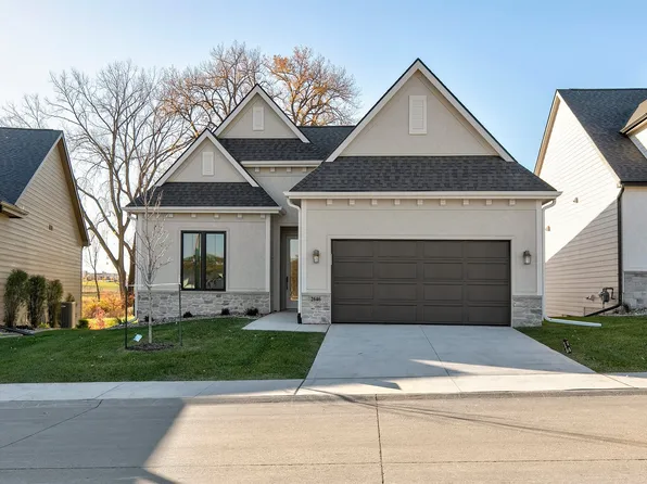 2646 SE Steele Dr, Waukee, IA 50263