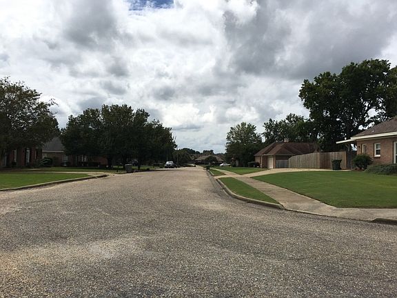 4th image of 8240 Lochwood Dr