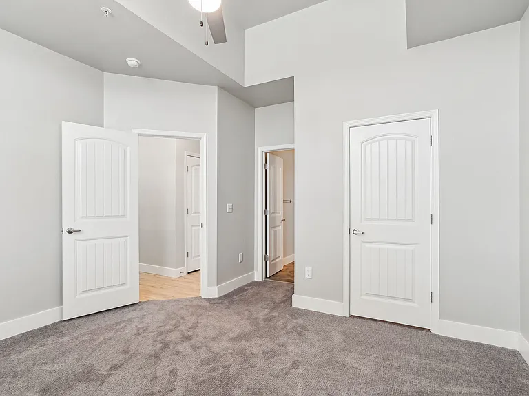 The Apartments at Brayden — Photo 46