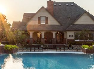 The Manor Homes of Arborwalk Apartments, Lees Summit, MO 64082