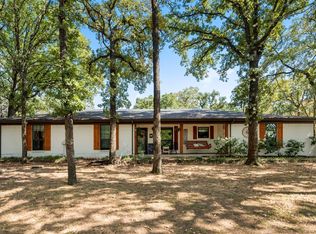 36 Larkwood Ln, Burleson, TX 76028