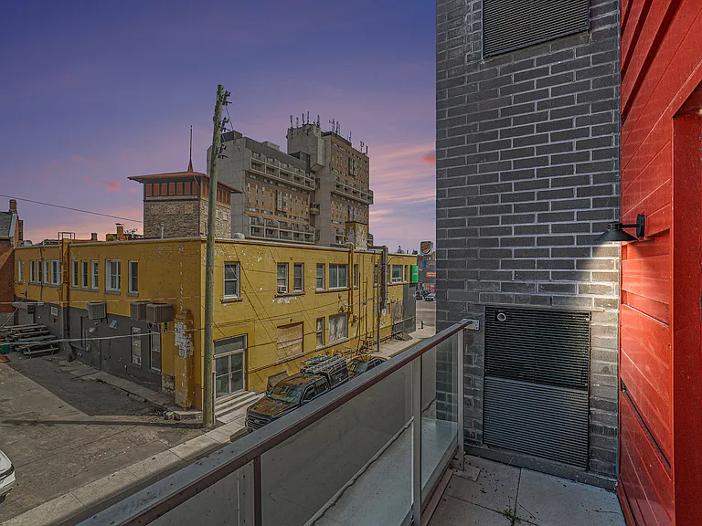 168 Division St — Photo 117