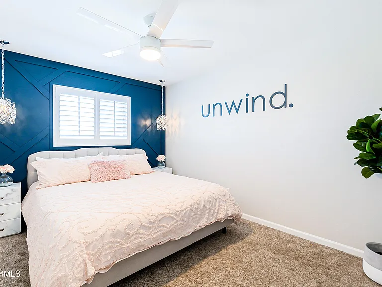 4243 N Miller Rd — Photo 15