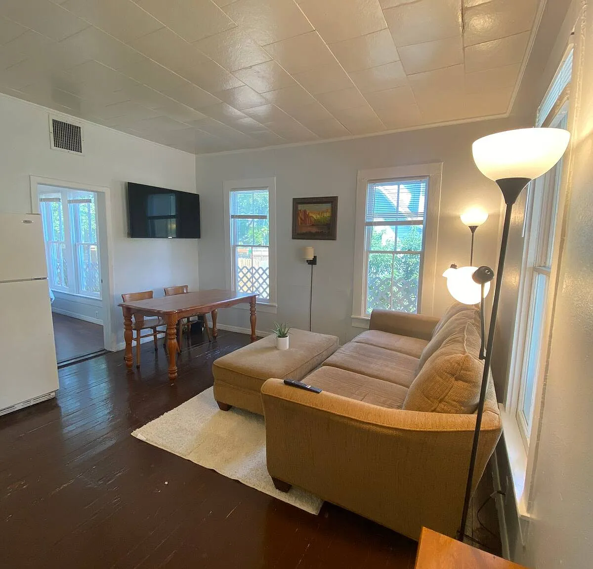 1 bed, 450 sqft, $1,075 — Photo 4