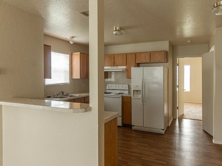 4101A Gus Dr — Photo 9