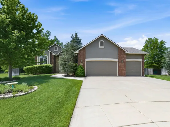 425 S Fawnwood Ct, Wichita, KS 67235