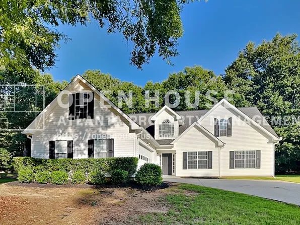 7240 Coral Lake Dr, Flowery Branch, GA 30542